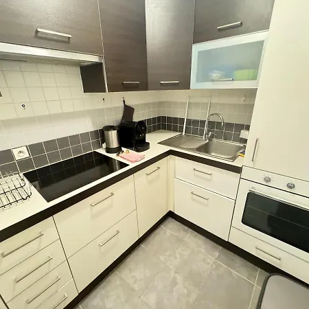 Appartement Beautiful 3 In A Serviced *